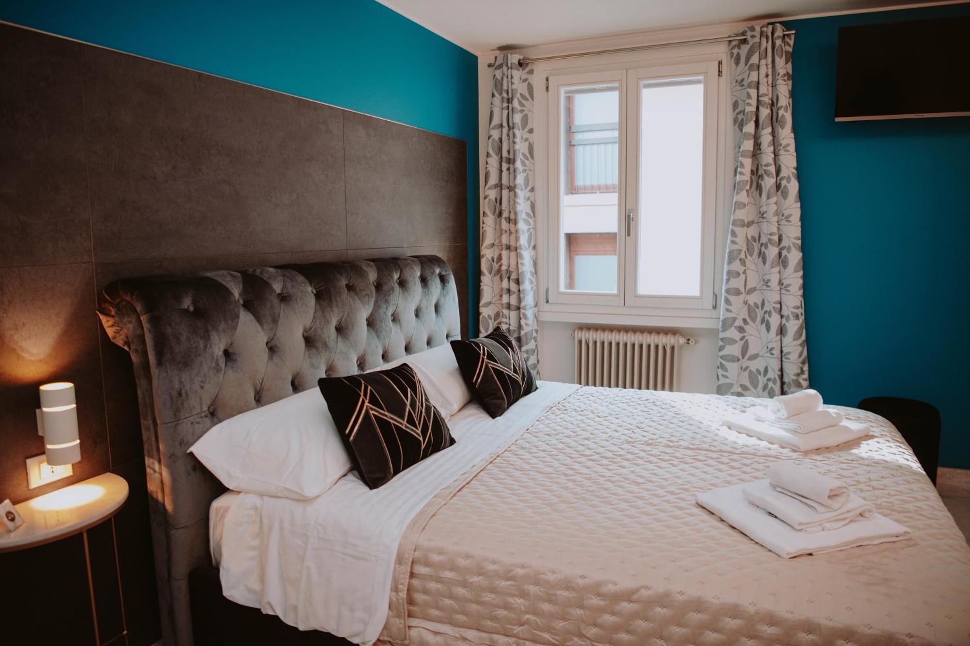 La Luce Di Sirmione Hotell Rum bild